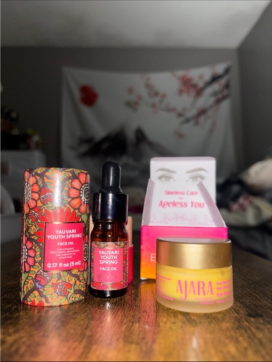 La Mer Other - Youth Spring Face Oil - Pink Bottle and Tube Set